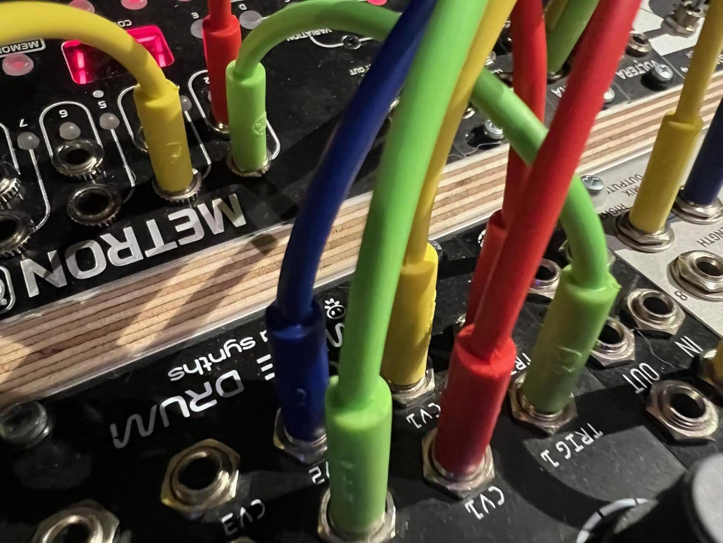 Luigi's Modular mPatch Mini Eurorack Patch Cables - Gray 2 each - 5cm, 8cm. &11cm