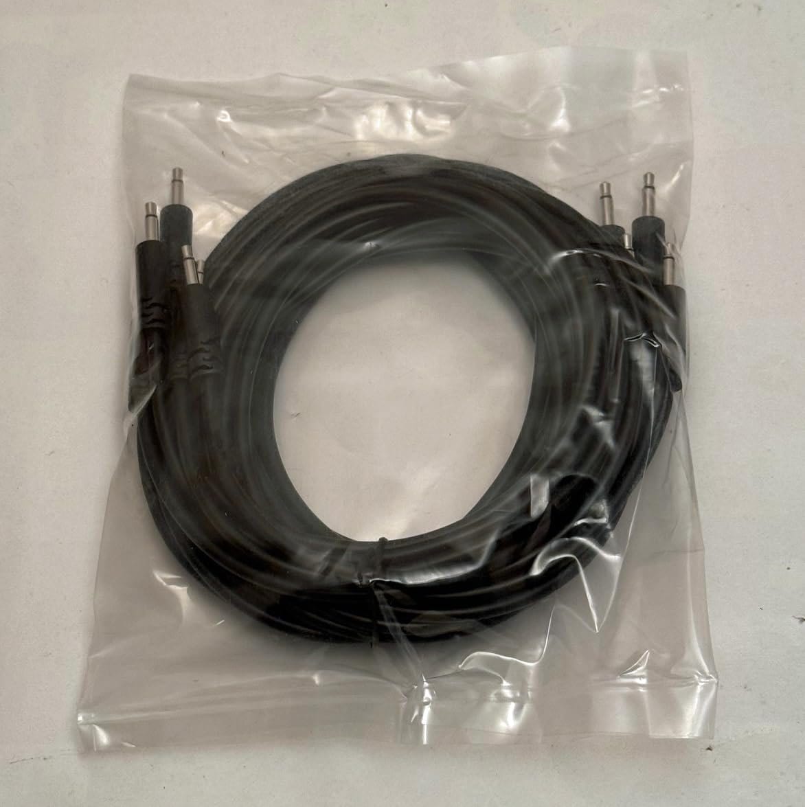 SSMS - Luigi's Modular Spaghetti Eurorack Patch Cables - Package of 5 Black Cables, 60" (150 cm) Shielded Patch Cords | 3.5 mm Mono Male to Male | 26 AWG Copper Wire | Flexible No-Kink PVC Jacket