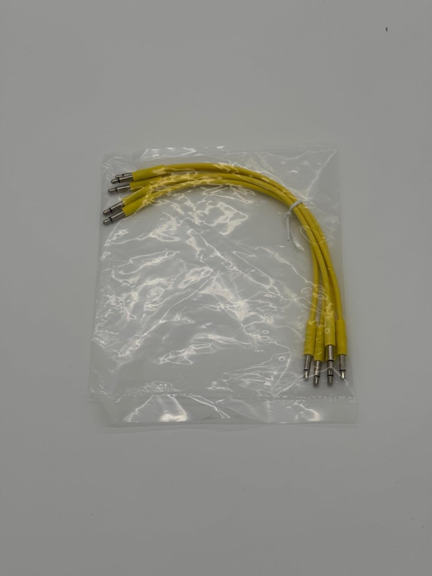 Starving Students Music Supplies Luigi's Modular mPatch Mini Eurorack Patch Cables - Yellow 15 cm (6 in) 5 Pack