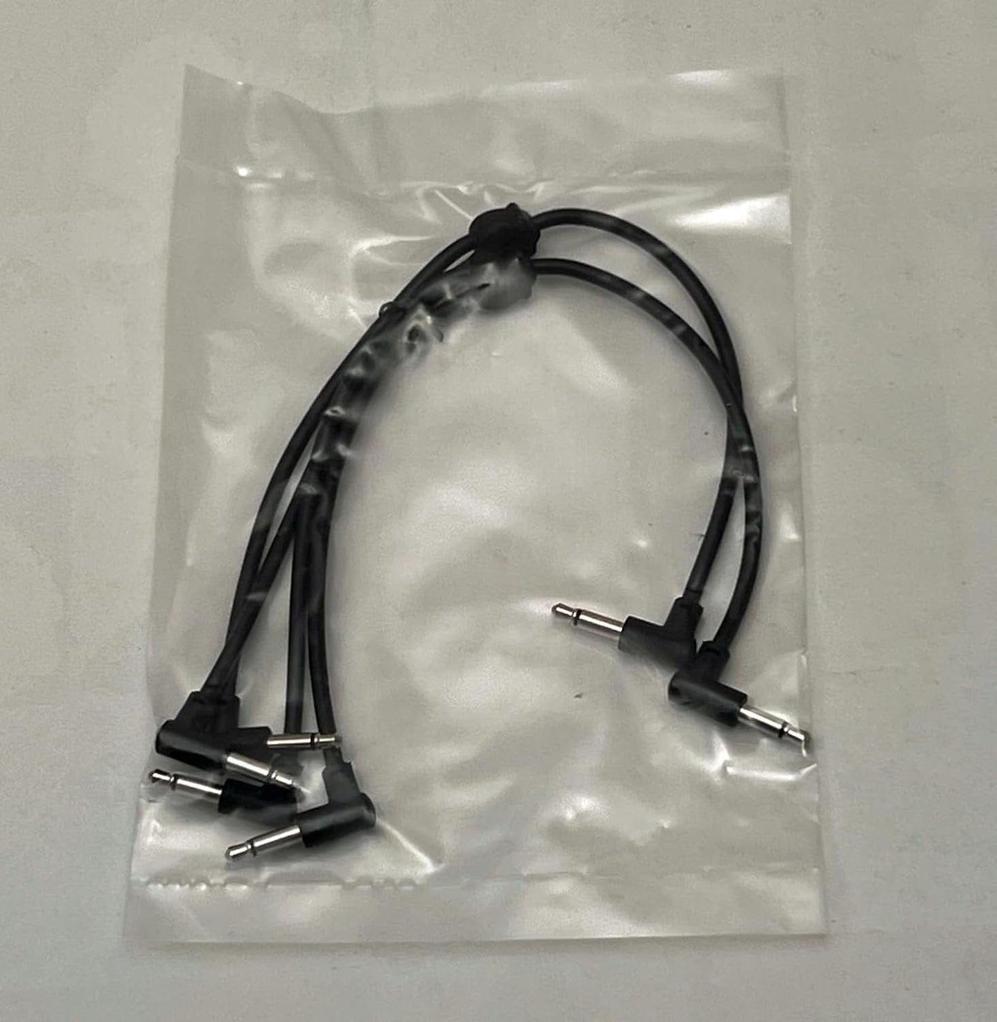 Starving Students Music Supplies Luigi's Modular M-Doppio Mini Y Right Angled Splitter Patch Cables 10cm x 10cm - 2 Pack (Black) - 3.5mm Splitter for Eurorack Modular Synthesizer