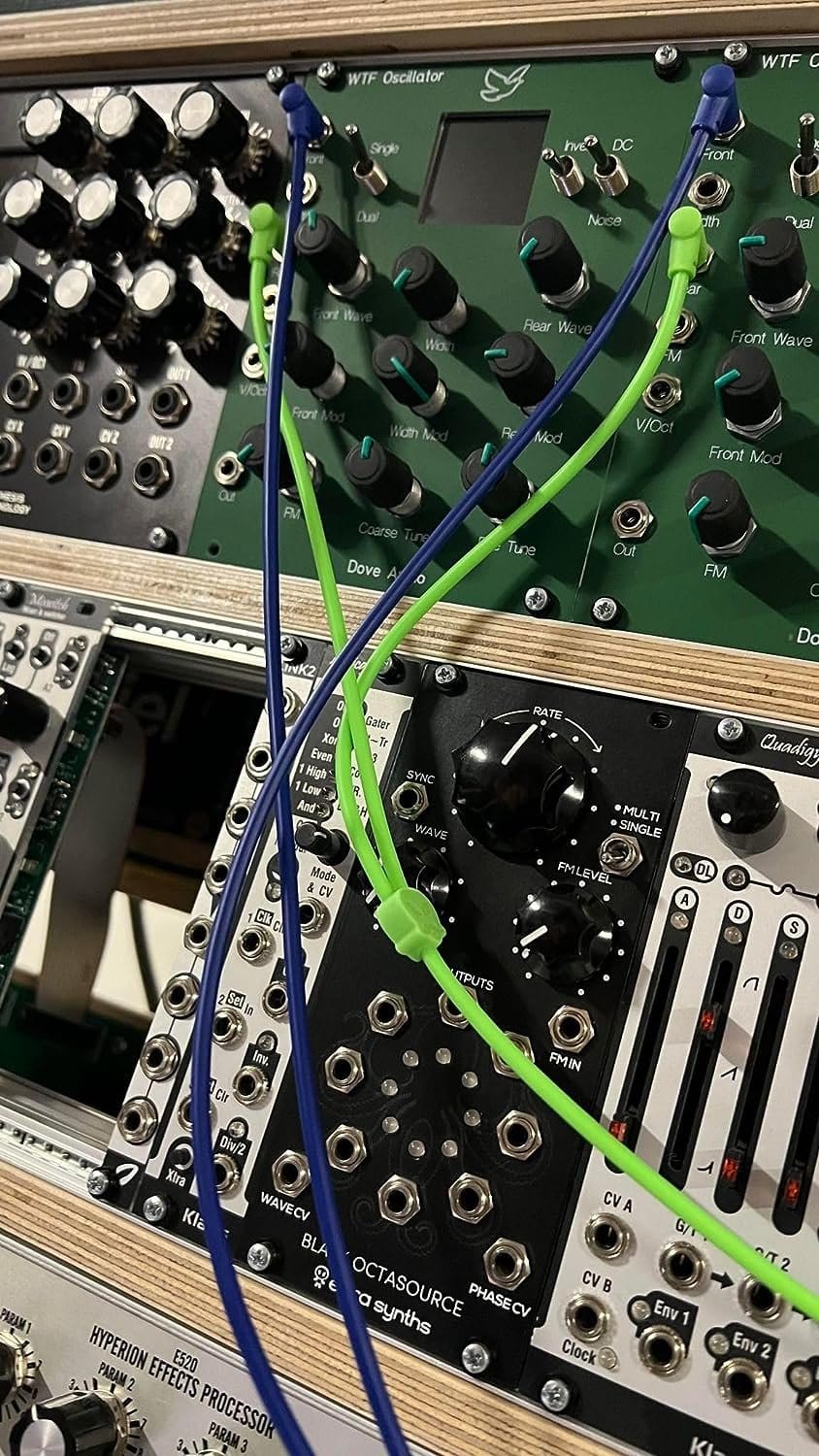 Starving Students Music Supplies Luigi's Modular M-Doppio Mini Y Right Angled Splitter Patch Cables 10cm x 10cm - 2 Pack (White) - 3.5mm Splitter for Eurorack Modular Synthesizer