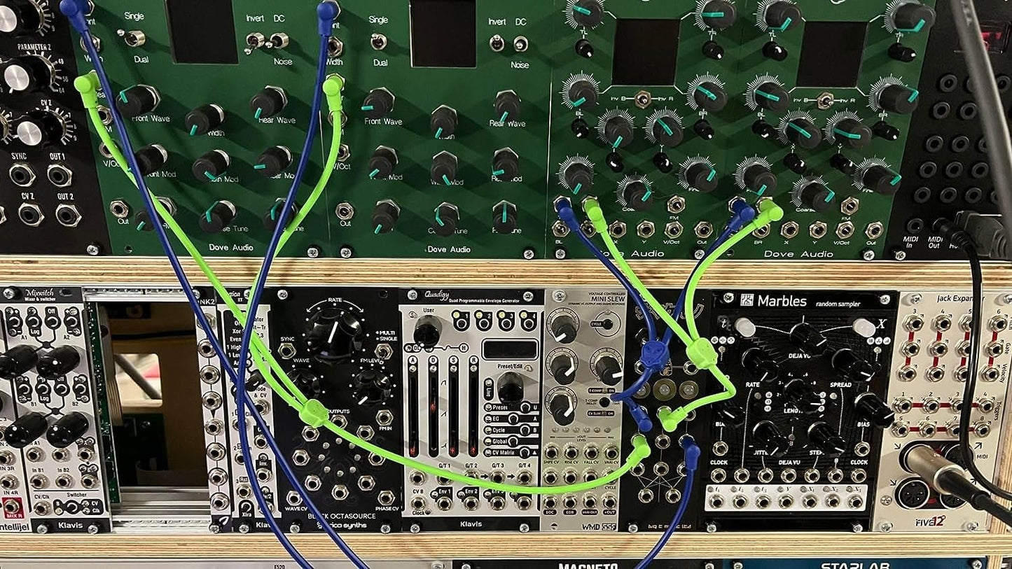 Starving Students Music Supplies Luigi's Modular M-Doppio Mini Y Right Angled Splitter Patch Cables 10cm x 10cm - 2 Pack (White) - 3.5mm Splitter for Eurorack Modular Synthesizer