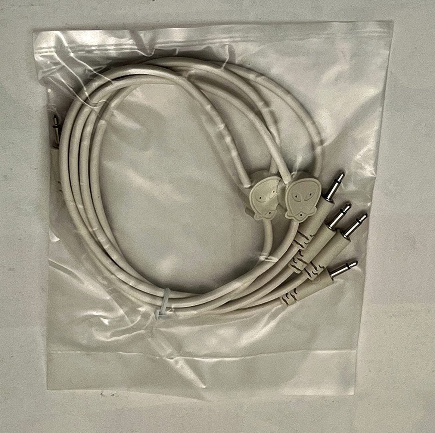 Luigi's Modular Doppio 3.5 mm Splitter Patch Cables 15cm x 30cm - 2 Pack (White) - for Eurorack Modular Synthesizer